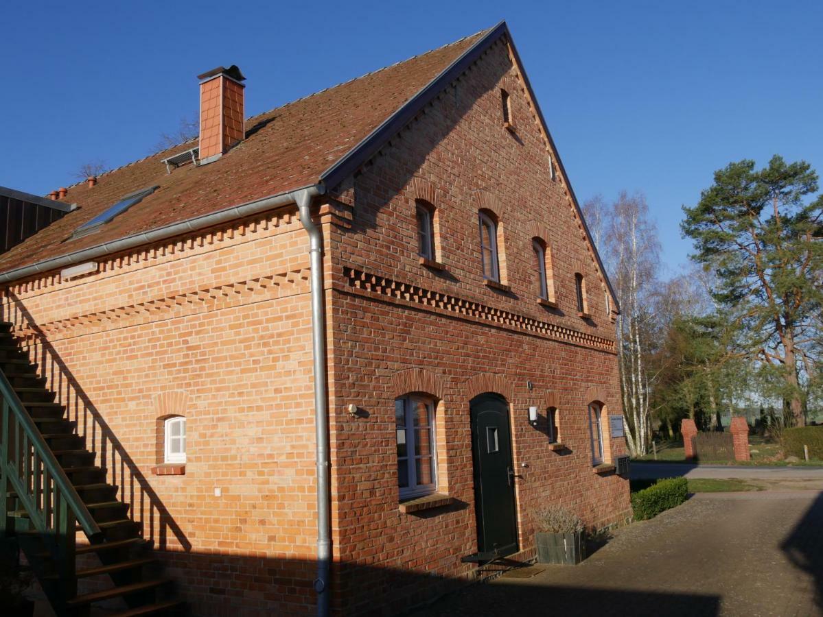 Lindenhof, Wohnung 1, Giebel Vipperow Ngoại thất bức ảnh
