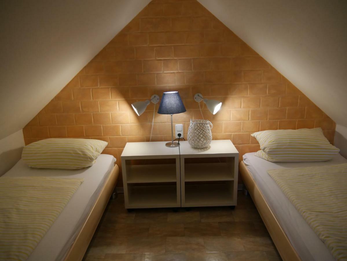 Lindenhof, Wohnung 1, Giebel Vipperow Ngoại thất bức ảnh