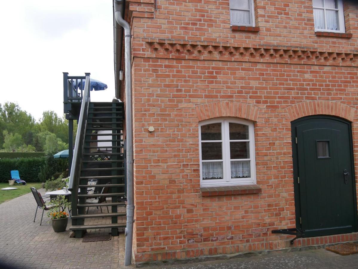 Lindenhof, Wohnung 1, Giebel Vipperow Ngoại thất bức ảnh